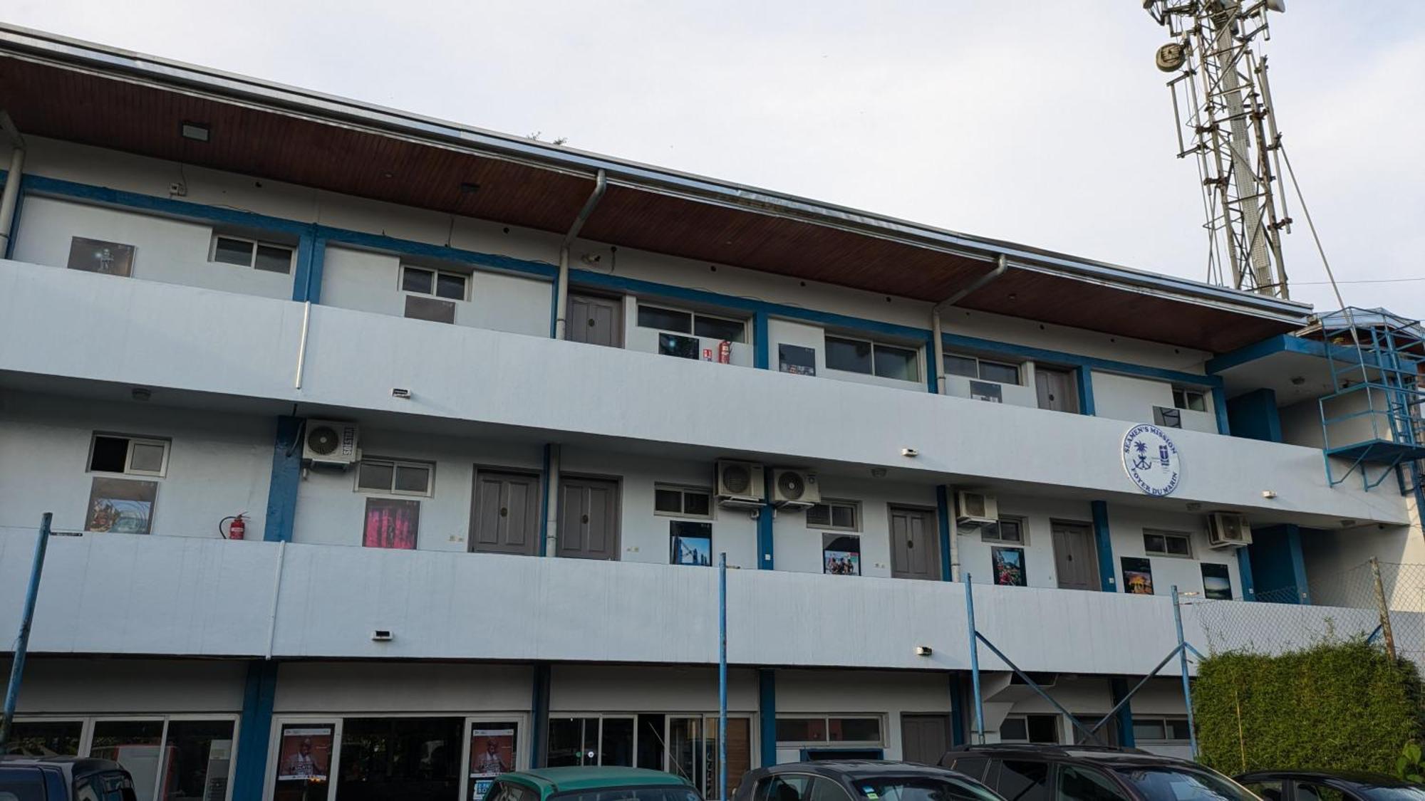 Foyer Du Marin Hotel Douala Exterior foto