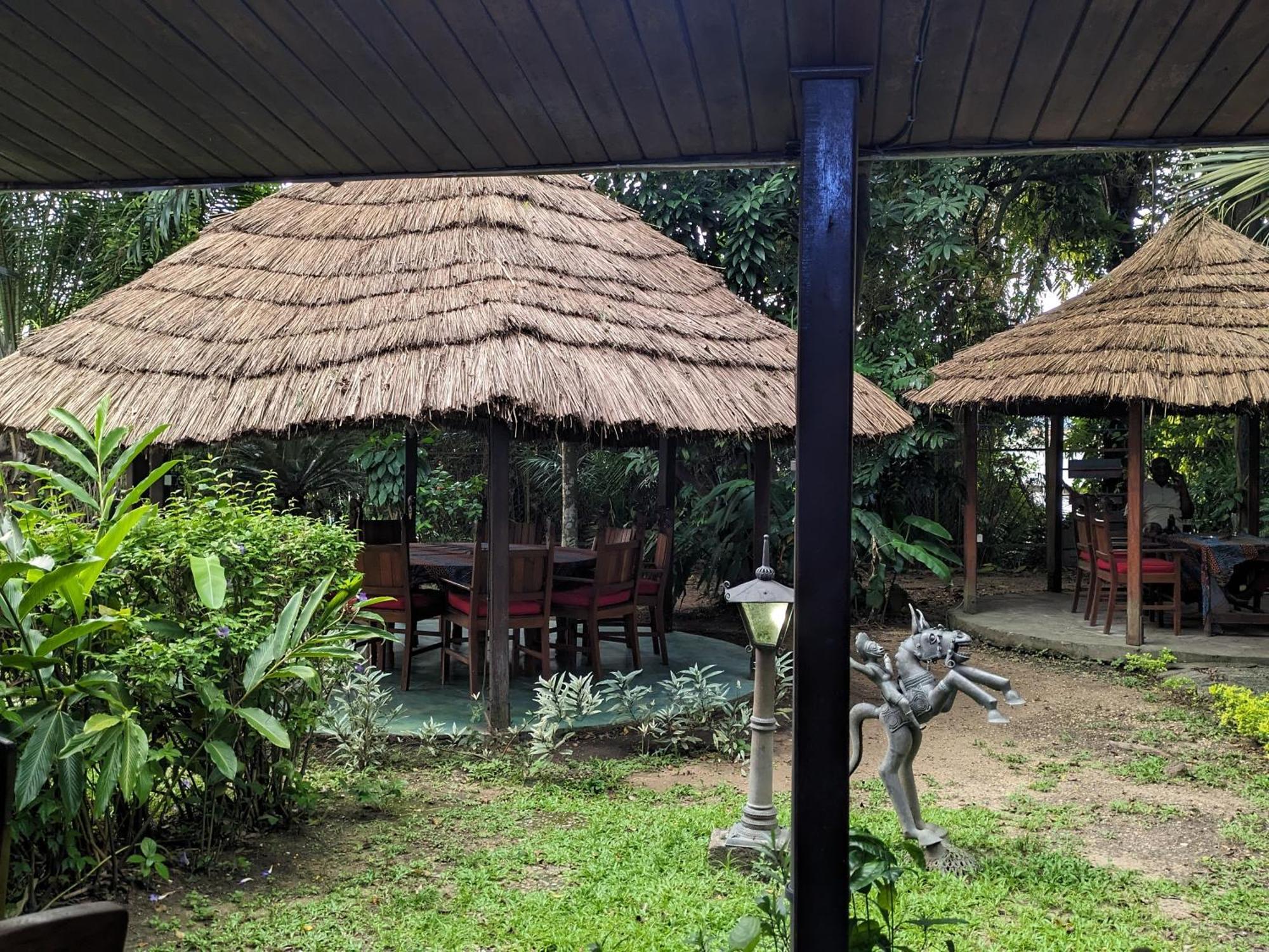 Foyer Du Marin Hotel Douala Exterior foto